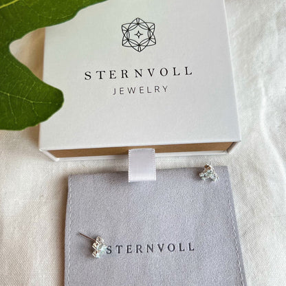 Sternvoll® Damen Ohrstecker aus 925 Sterling Silber mit Blautopas in Herzform - Sternvoll Jewelry